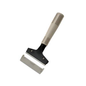 Πλαστική ξύστρα IPC Pulex 10cm με ξυράφι και κάλυμμα